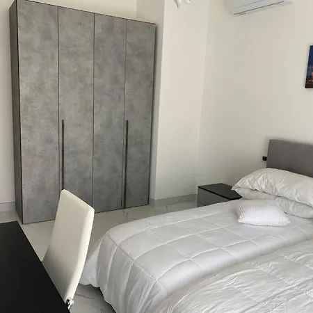 Tiburtina Flats-3